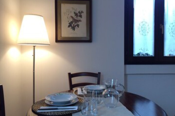 Room 13 of 53