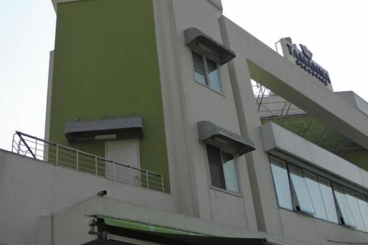 Hotel Entry