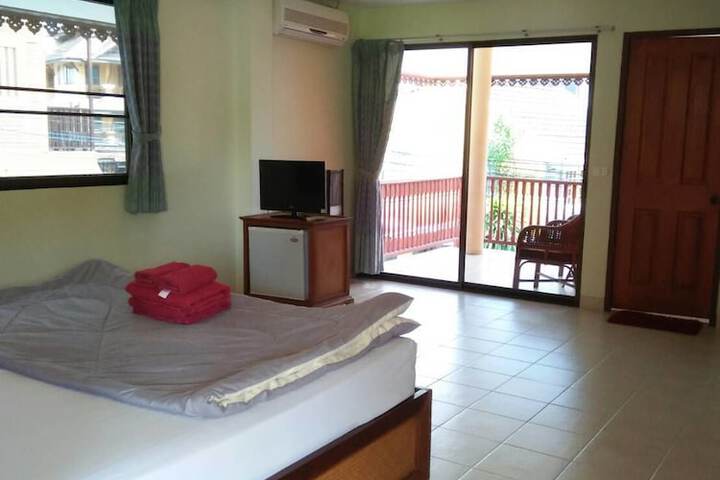 Room 18 of 50