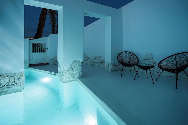Pool 82 of 116