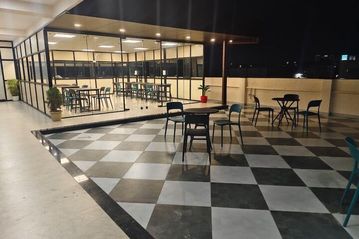 Terrace/Patio 21 of 25