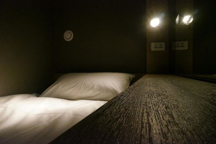 Room 7 of 60