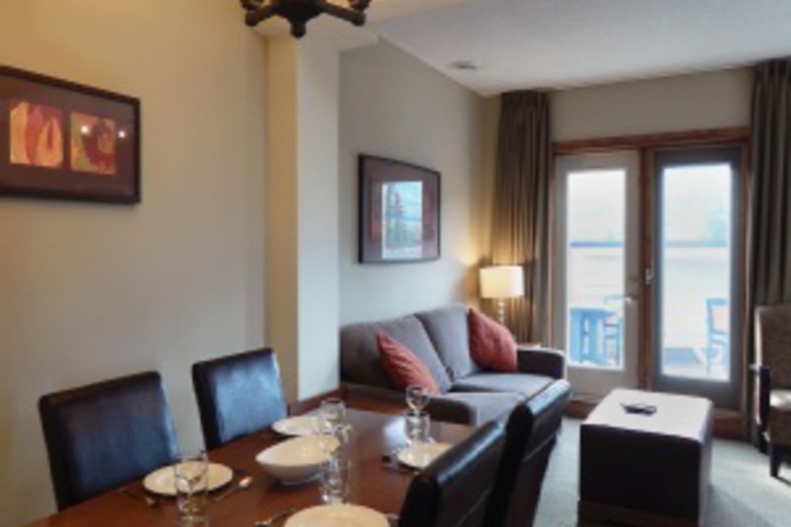 Room 153 of 192