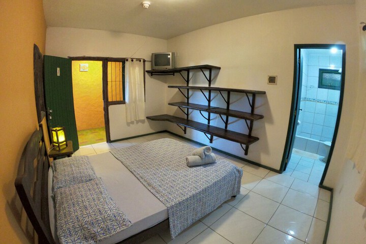Room 50 of 101