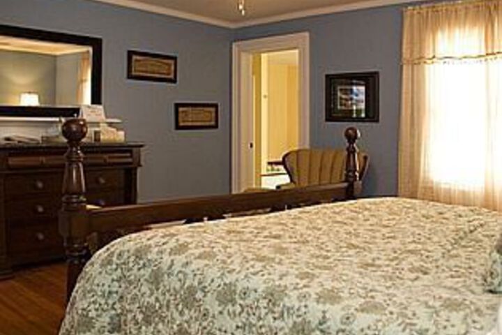 Room 40 of 83