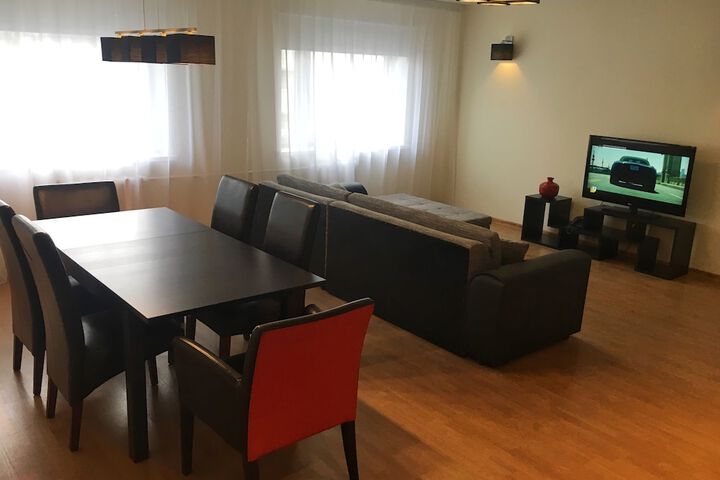 Room 32 of 55