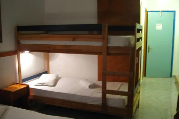 Room 5 of 15