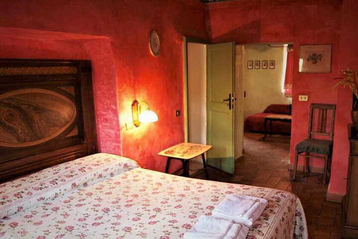 Room 15 of 69
