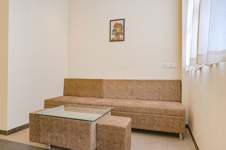 Hotel Interior 14 of 28