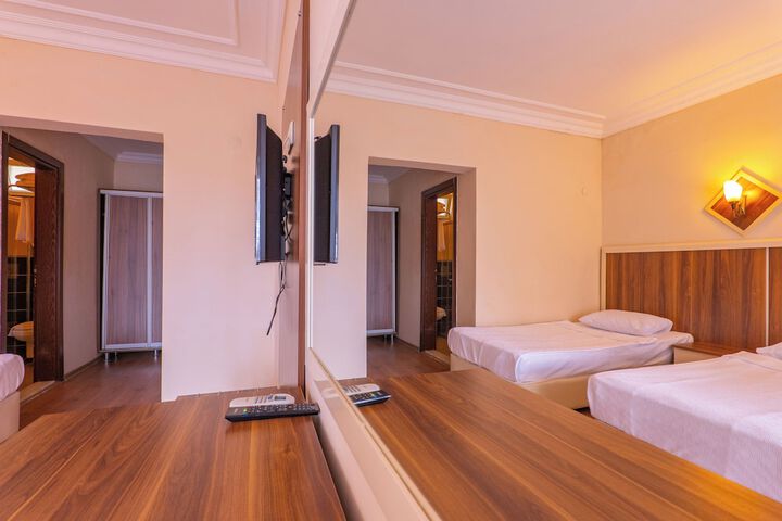 Room 31 of 209