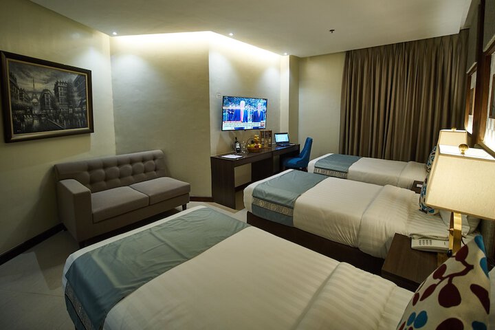 Room 7 of 30