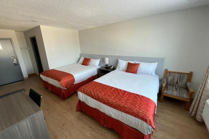 Room 7 of 19