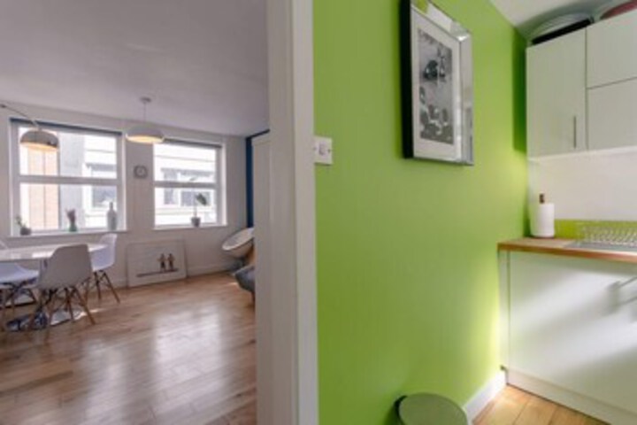 Room 42 of 56