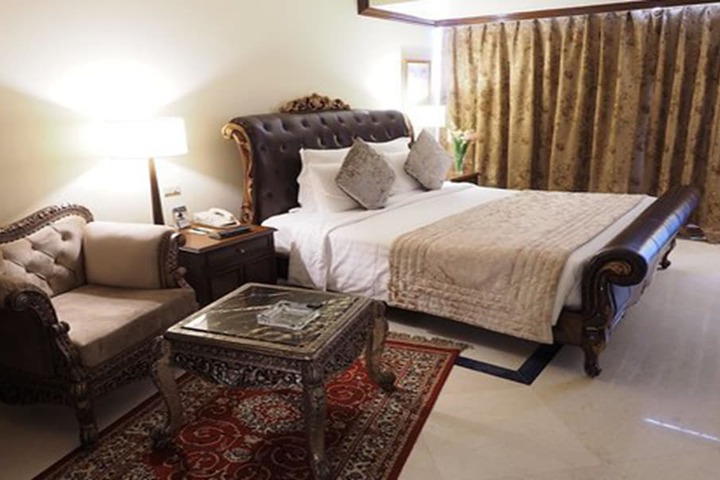 Room 14 of 54