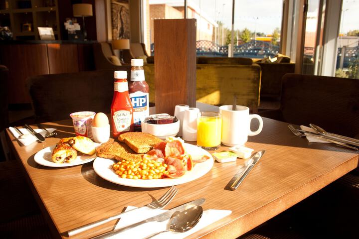 Breakfast/Coffee Service 20 of 29