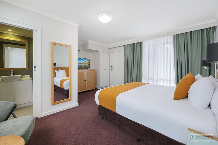 Room 17 of 67