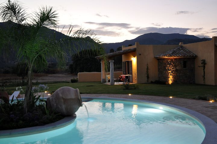 Pool 38 of 79