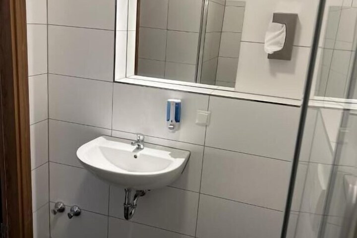 Room 12 of 13
