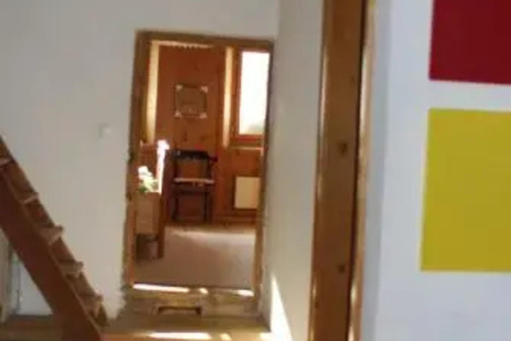 Room 3 of 9