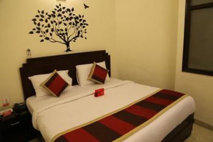 Room 14 of 23