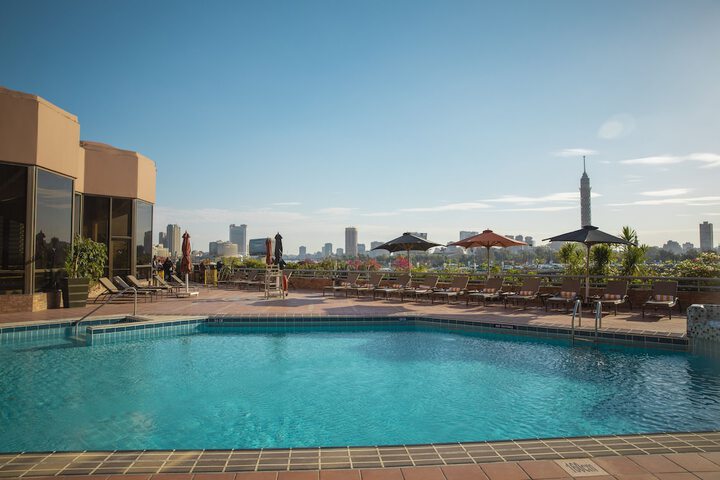 Pool 90 of 125