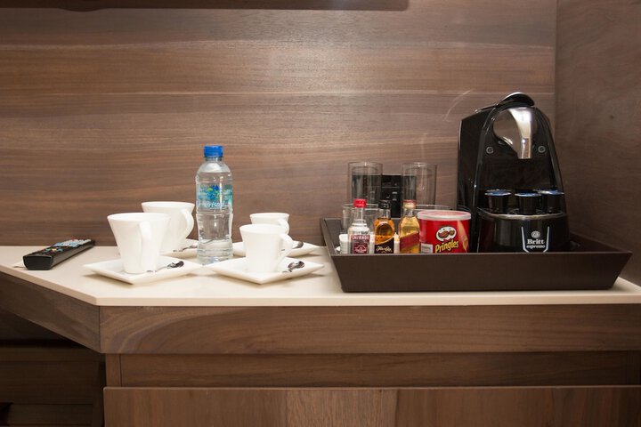 Breakfast/Coffee Service 37 of 91