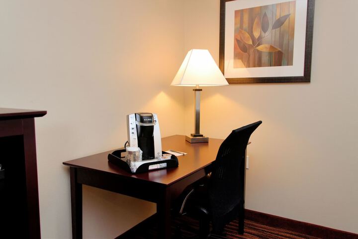 2 Queen Guest Room (3 of 11)