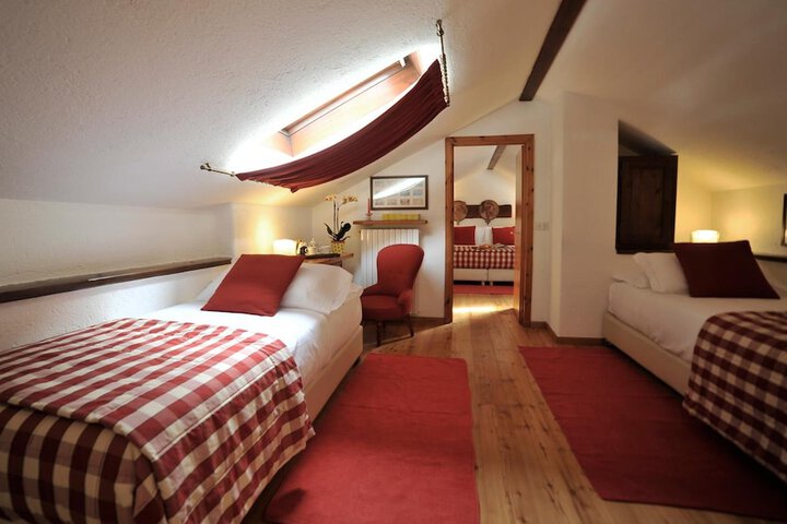 Room 14 of 53