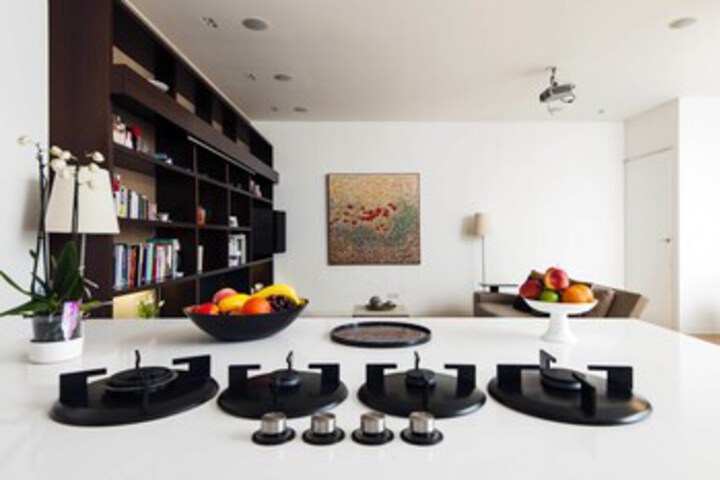 Room 9 of 28