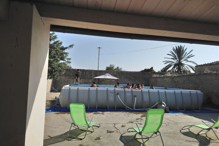 Pool 33 of 42