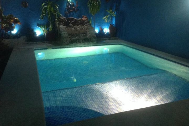 Pool Hotel