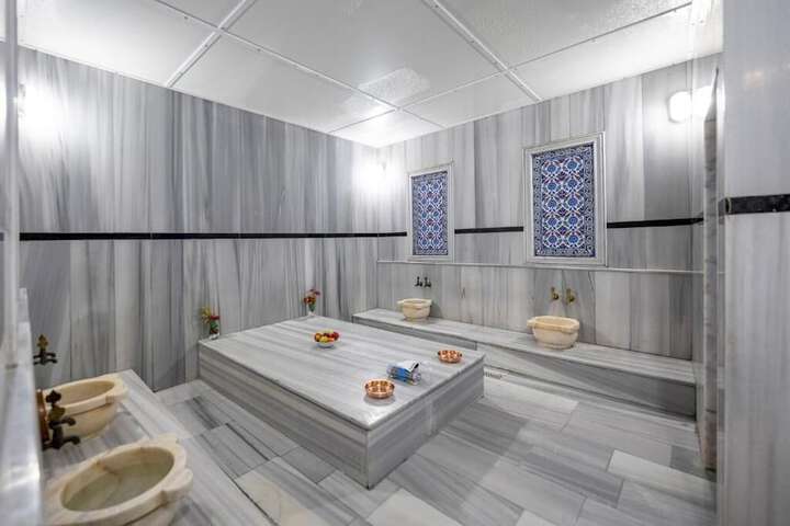 Spa 41 of 61