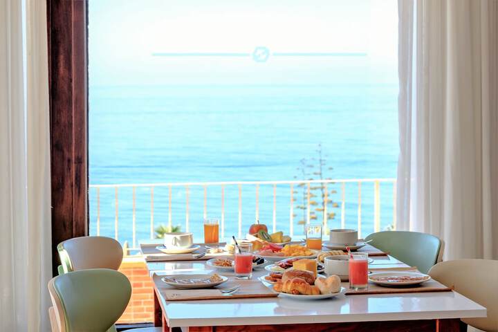 Breakfast/Coffee Service 23 of 42