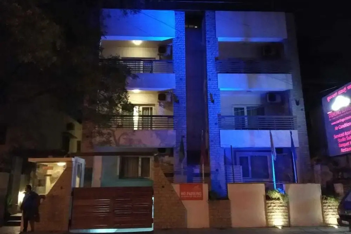 Sterling Suites INN