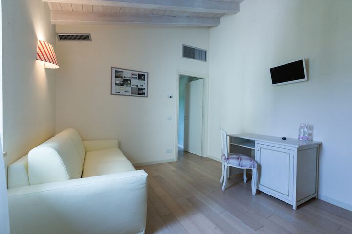 Room 39 of 75
