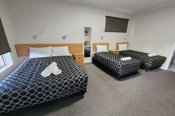Room 63 of 144