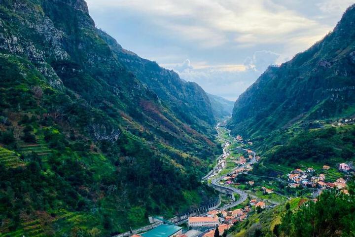 General 33 of 100