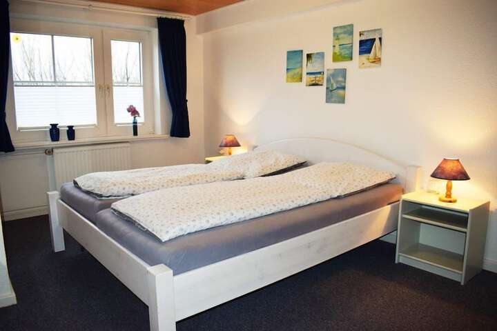 Room 5 of 30