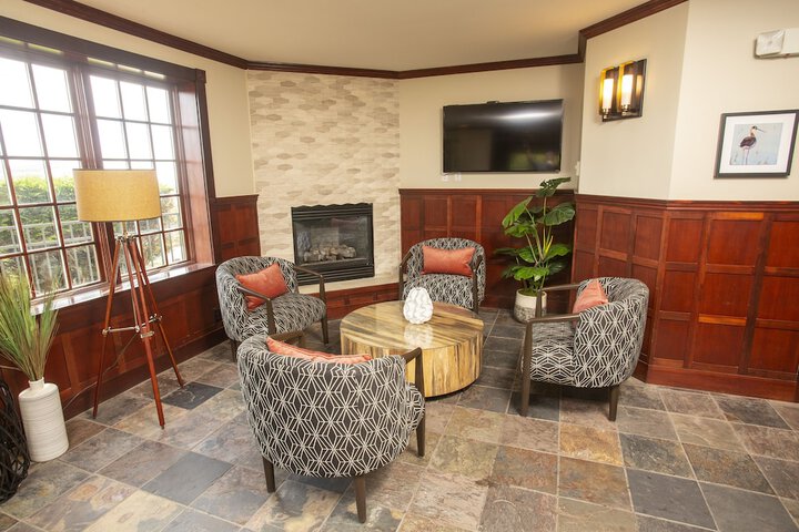 Hotel Interior 4 of 29