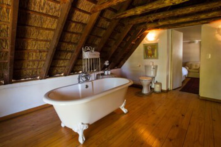 Room 4 of 27