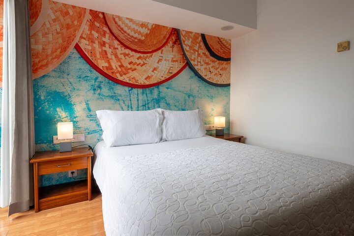 Room 16 of 75