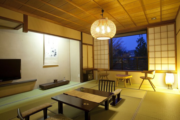 Room 10 of 53