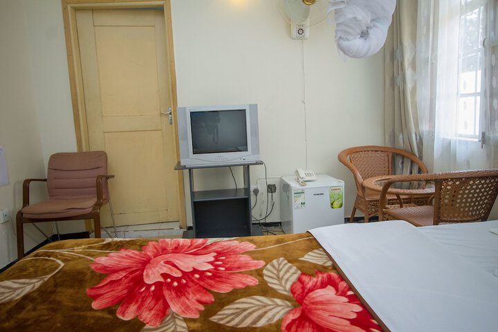 Room 15 of 69