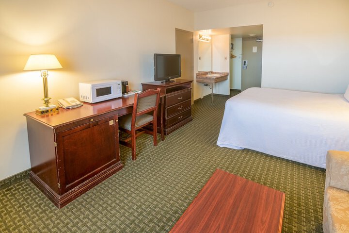 Room 22 of 90