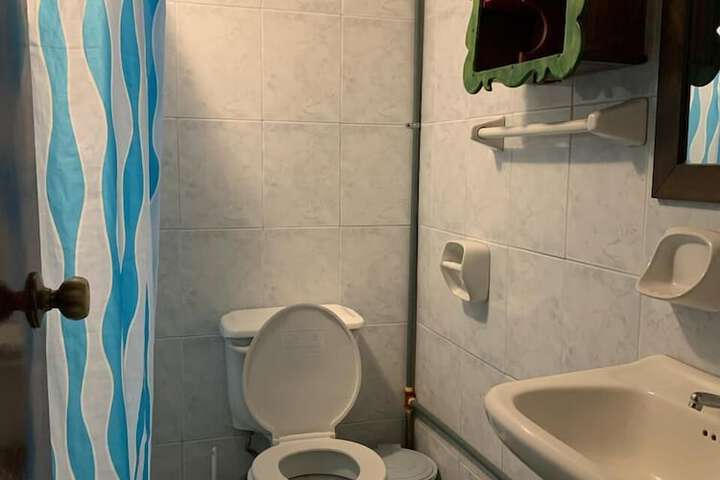 Room 18 of 37