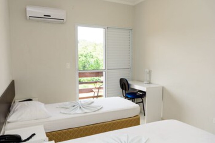 Room 20 of 37
