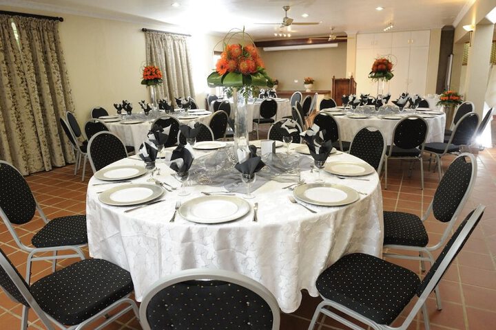 Ballroom/Hall 39 of 55