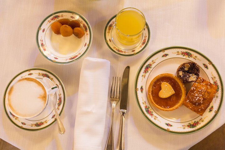 Dining 86 of 101