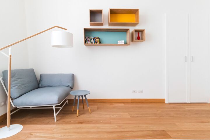 Room 2 of 10