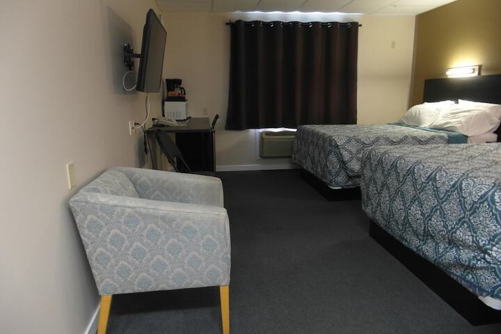Room 7 of 27